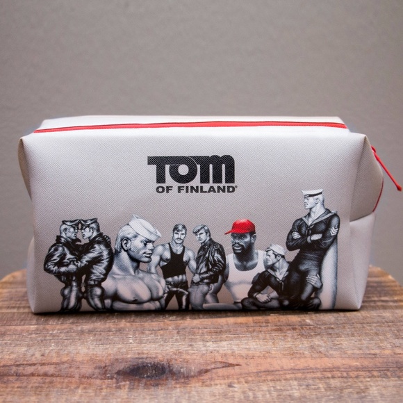 Tom of Finland Toiletry Bag - Picture 2 of 5
